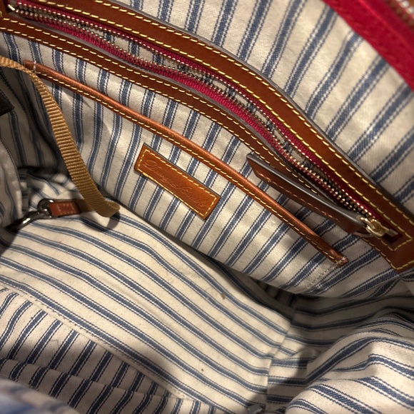 Dooney & Bourke Wayfarer Black Nylon/ Leather Top Zip Tote Handbag - Picture 6 of 6